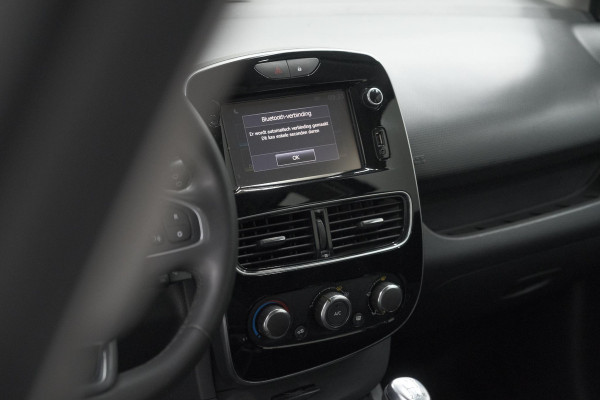 Renault Clio TCe 90 Zen | Navigatie | Cruise Control | 17 inch | Airco