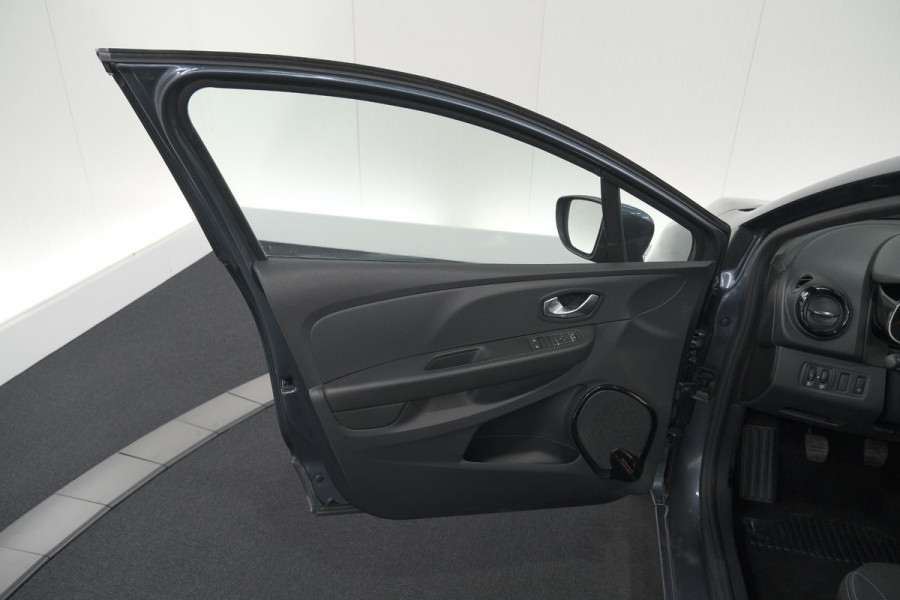 Renault Clio TCe 90 Zen | Navigatie | Cruise Control | 17 inch | Airco