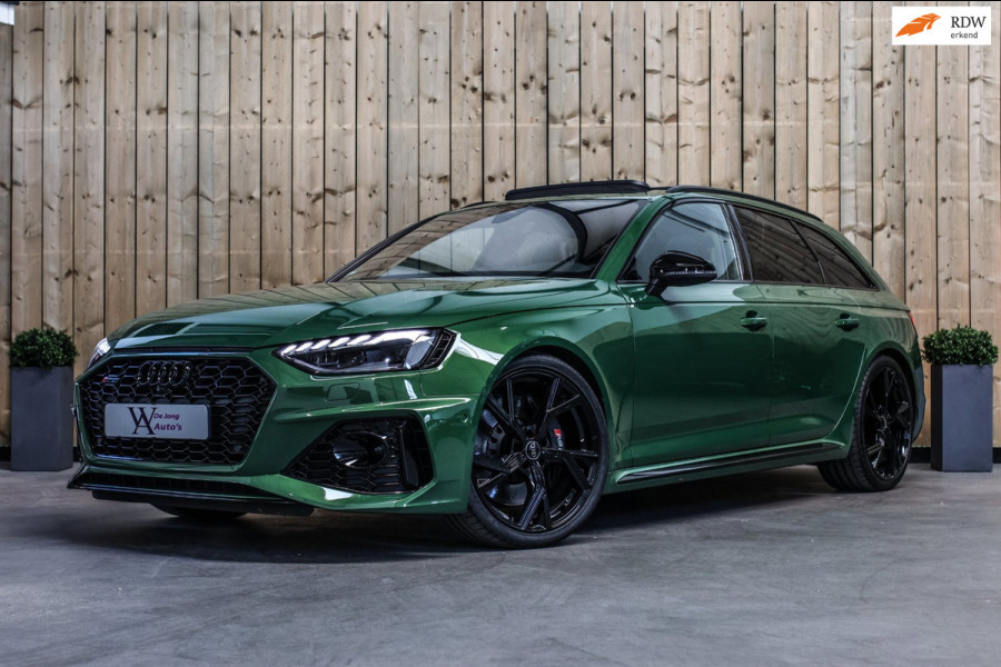 Audi RS4 2.9 TFSI Quattro *Pano*B&O*360 Camera*RS-Stoelen*Keyless*Trekhaak*