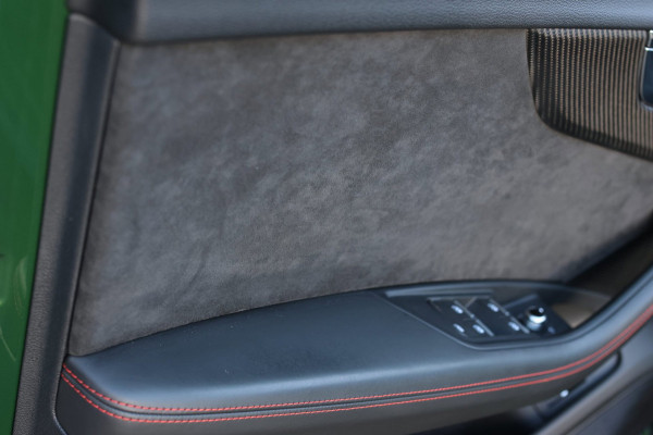 Audi RS4 2.9 TFSI Quattro *Pano*B&O*360 Camera*RS-Stoelen*Keyless*Trekhaak*