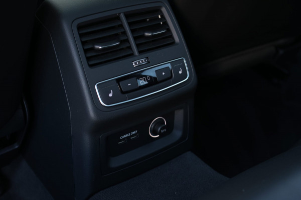 Audi RS4 2.9 TFSI Quattro *Pano*B&O*360 Camera*RS-Stoelen*Keyless*Trekhaak*