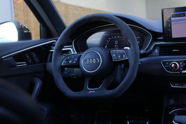 Audi RS4 2.9 TFSI Quattro *Pano*B&O*360 Camera*RS-Stoelen*Keyless*Trekhaak*