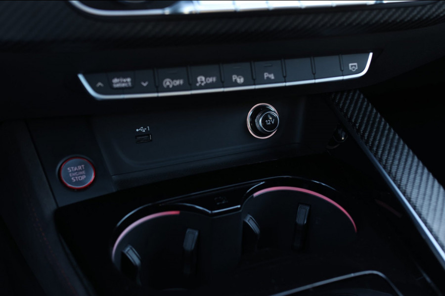 Audi RS4 2.9 TFSI Quattro *Pano*B&O*360 Camera*RS-Stoelen*Keyless*Trekhaak*