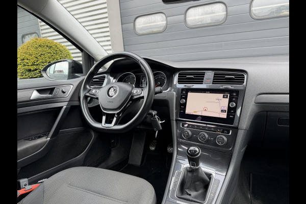 Volkswagen Golf 1.6 TDI Comfortline Business | Navigatie | Camera | DAB | Adaptive Cruise Control |  ACC |