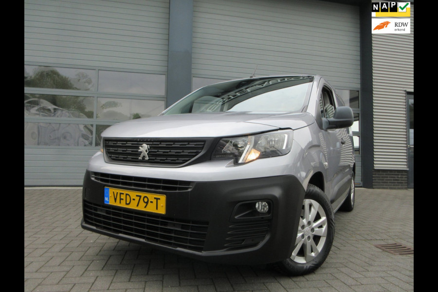 Peugeot Partner 1.6 BleuHDI, 99pk, Navigatie, Camera, PDC, Cruisecontrol.