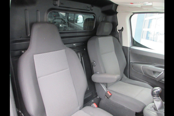 Peugeot Partner 1.6 BleuHDI, 99pk, Navigatie, Camera, PDC, Cruisecontrol.