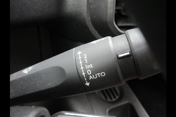 Peugeot Partner 1.6 BleuHDI, 99pk, Navigatie, Camera, PDC, Cruisecontrol.