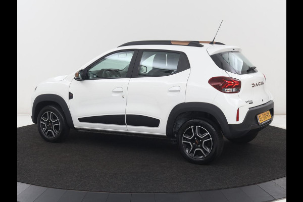 Dacia Spring 65 Extreme 27 kWh | SOH 94,5% | Leder | Camera | Carplay | Airco | Speedlimiter | Bluetooth | Parkeerhulp