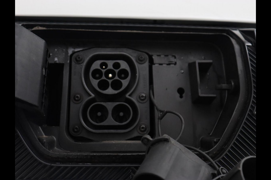 Dacia Spring 65 Extreme 27 kWh | SOH 94,5% | Leder | Camera | Carplay | Airco | Speedlimiter | Bluetooth | Parkeerhulp