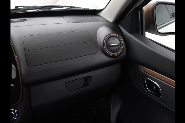 Dacia Spring 65 Extreme 27 kWh | SOH 94,5% | Leder | Camera | Carplay | Airco | Speedlimiter | Bluetooth | Parkeerhulp
