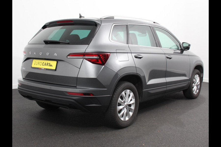 Škoda Karoq 1.5 TSI 150pk Automaat ACT Ambition Navigatie Android Auto / Apple Carplay Climate Control Camera Parkeer sensoren Lichtmetalen Velgen Dab Digitale Cockpit Keyless Start Led Cruise Control Adaptive