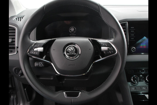 Škoda Karoq 1.5 TSI 150pk Automaat ACT Ambition Navigatie Android Auto / Apple Carplay Climate Control Camera Parkeer sensoren Lichtmetalen Velgen Dab Digitale Cockpit Keyless Start Led Cruise Control Adaptive