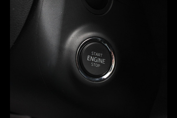 Škoda Karoq 1.5 TSI 150pk Automaat ACT Ambition Navigatie Android Auto / Apple Carplay Climate Control Camera Parkeer sensoren Lichtmetalen Velgen Dab Digitale Cockpit Keyless Start Led Cruise Control Adaptive