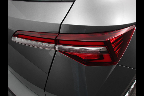 Škoda Karoq 1.5 TSI 150pk Automaat ACT Ambition Navigatie Android Auto / Apple Carplay Climate Control Camera Parkeer sensoren Lichtmetalen Velgen Dab Digitale Cockpit Keyless Start Led Cruise Control Adaptive