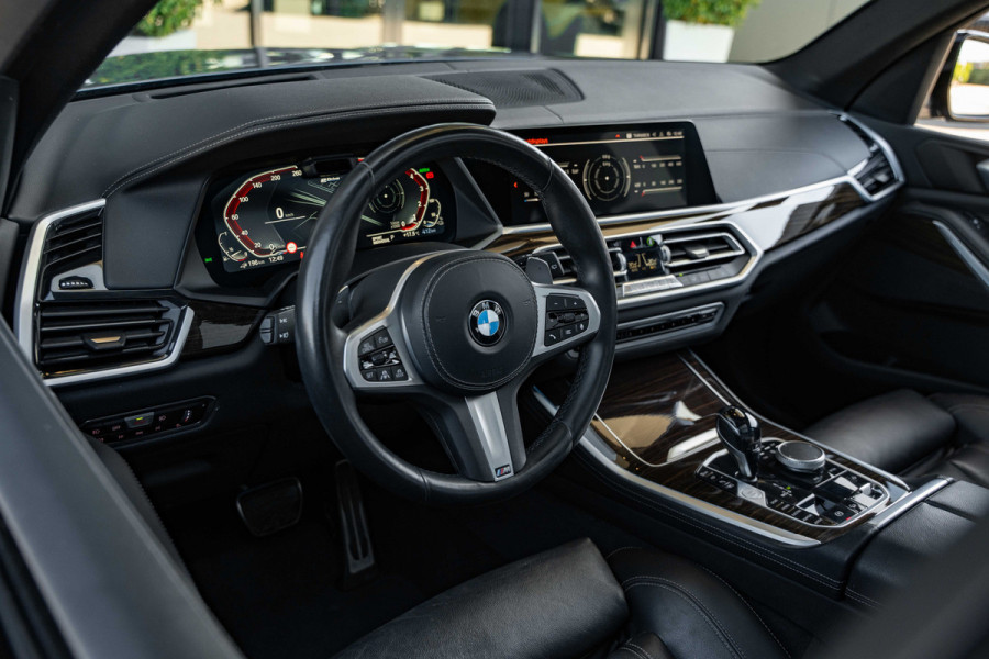 BMW X5 xDrive45e High Executive - Panorama | Laser | 360 Camera | Luchtvering | Memory