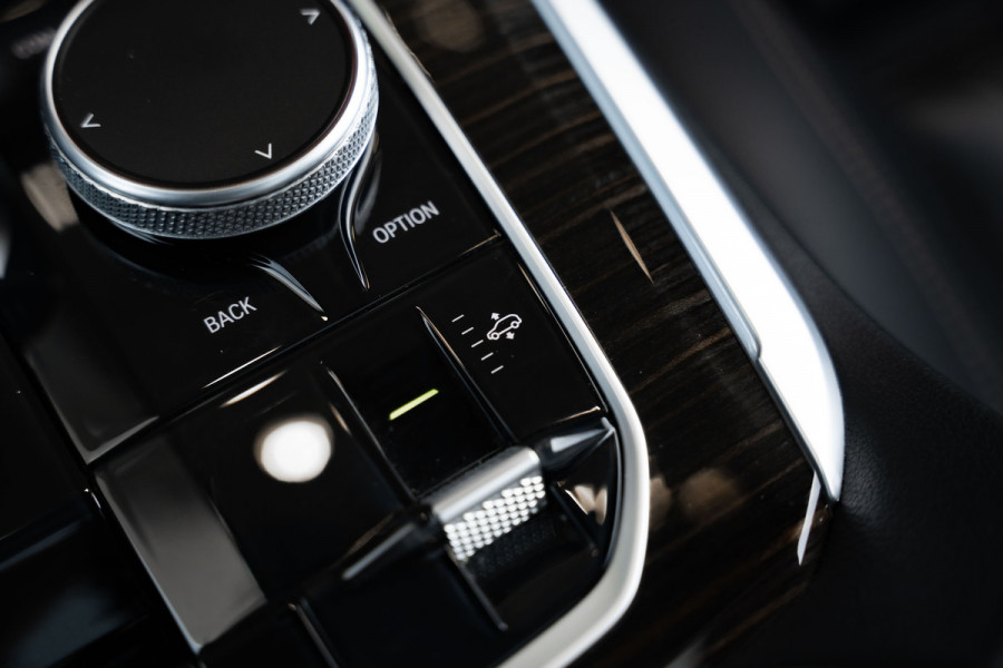 BMW X5 xDrive45e High Executive - Panorama | Laser | 360 Camera | Luchtvering | Memory