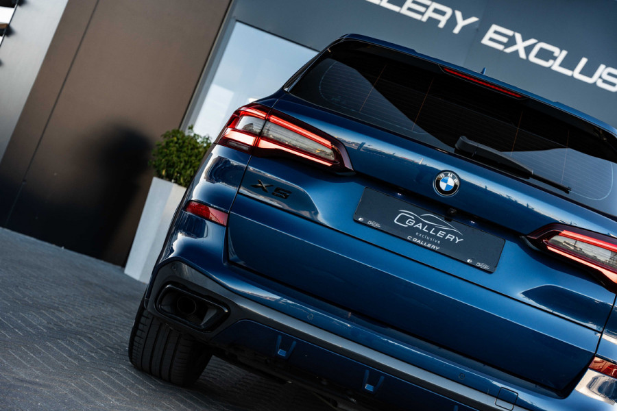 BMW X5 xDrive45e High Executive - Panorama | Laser | 360 Camera | Luchtvering | Memory
