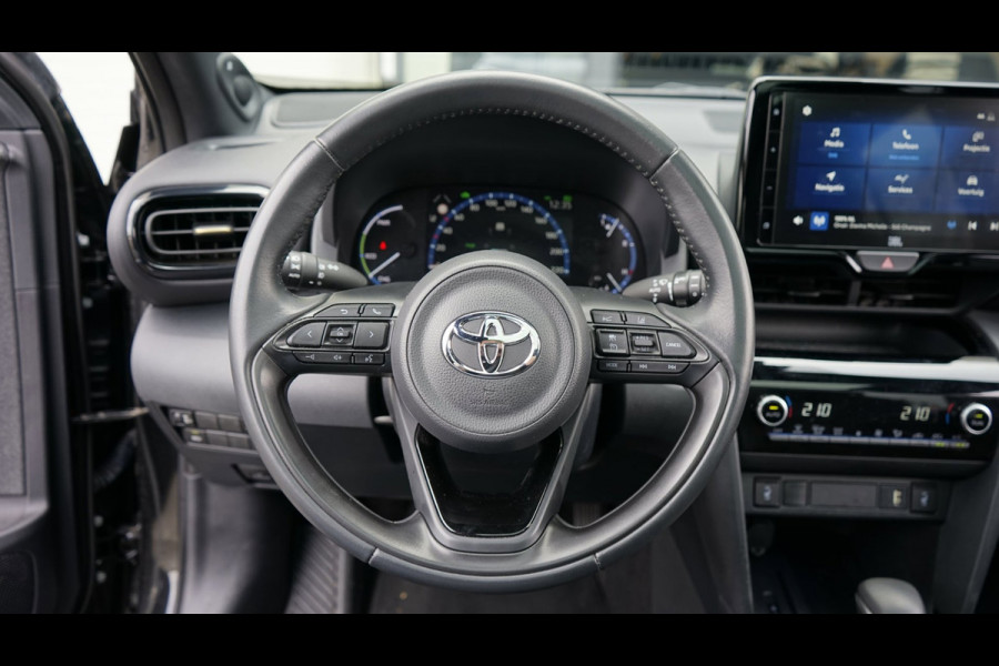 Toyota Yaris Cross 1.5 Hybrid Trail AUTOMAAT-ACC-CAMERA-FULL LED-HEADUP-JBL SOUND-KEYLESS-PANORAMA-STOELVERWARMING