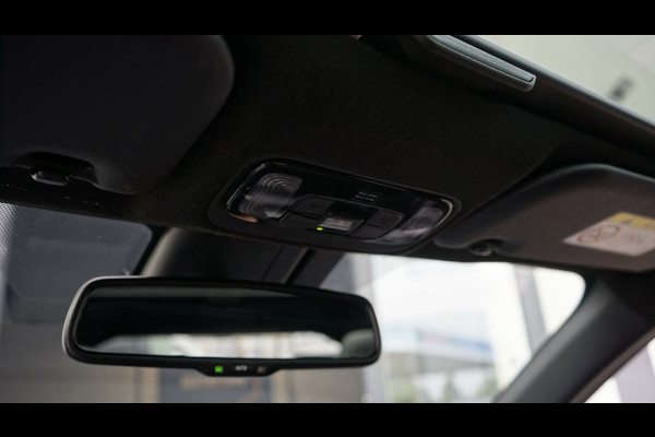 Toyota Yaris Cross 1.5 Hybrid Trail AUTOMAAT-ACC-CAMERA-FULL LED-HEADUP-JBL SOUND-KEYLESS-PANORAMA-STOELVERWARMING