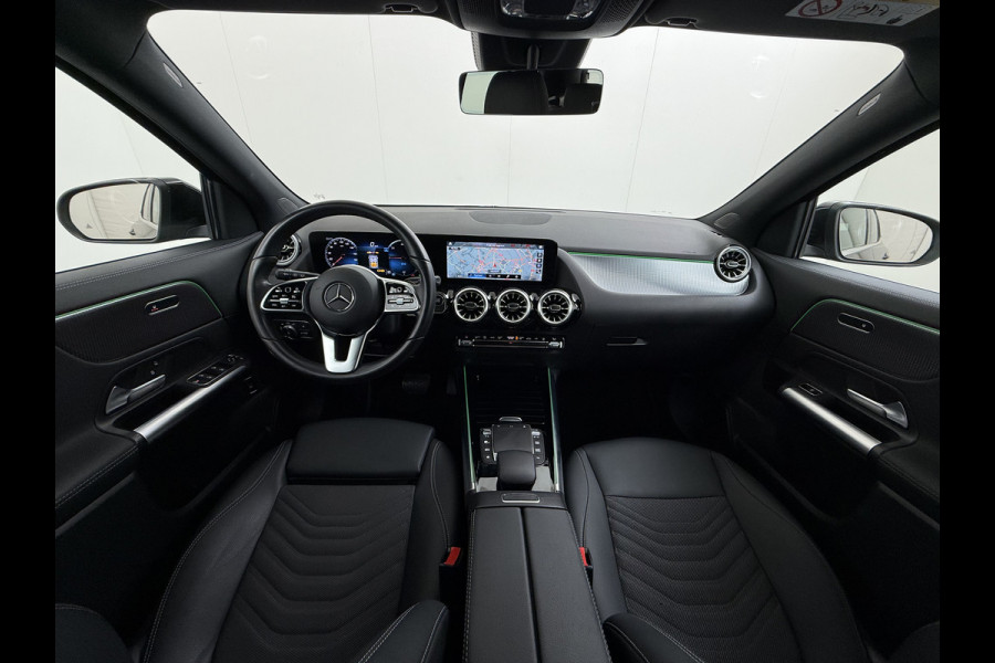 Mercedes-Benz EQA 250 Business Line 67 kWh SOH 97% Navi Ecc Camera Stoelverwarming Cruise Control Pdc Elek.Achterklep Led DAB Bluetooth Lmv 18" Licht en zichtpakket