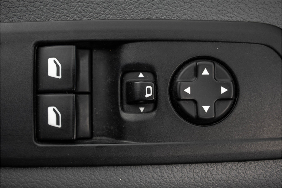 Opel Vivaro 1.5 L2H1 | 120 PK | 1ste Eigenaar | Cruise | Airco | Trekhaak | Imperiaal