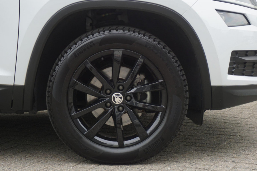 Škoda Kodiaq 1.5 TSI/Wegklapbare trekhaak/Camera/Leer-Stof/ Moon white metallic.