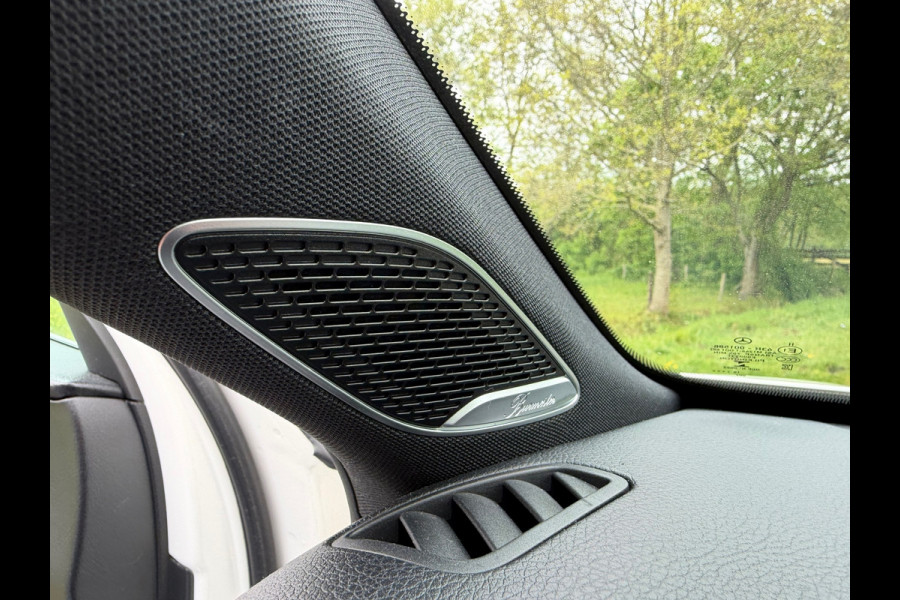 Mercedes-Benz A-Klasse AMG 35 4MATIC|2019|Schaalstoelen|Dealer|Lip-pakket|Sfeer verl| Camera|