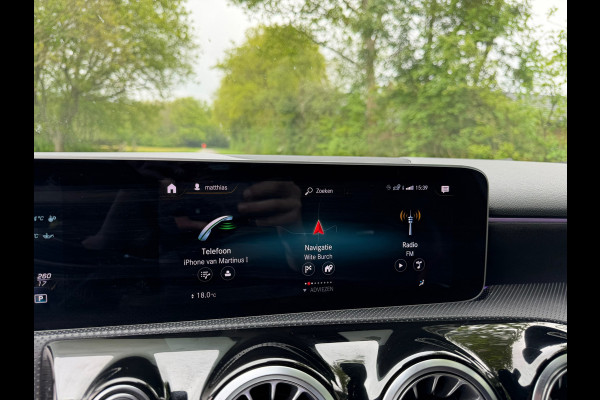 Mercedes-Benz A-Klasse AMG 35 4MATIC|2019|Schaalstoelen|Dealer|Lip-pakket|Sfeer verl| Camera|