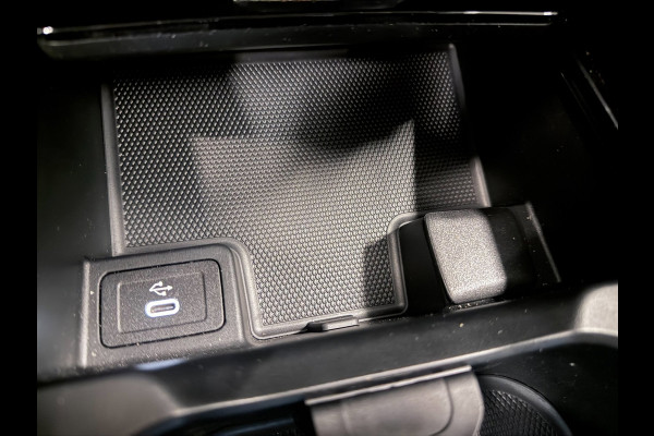 Mercedes-Benz B-Klasse 180 Business Line NAVI/V-COCKPIT/CAM/DAB/ECC/PDC/CRUISE/TREKH///