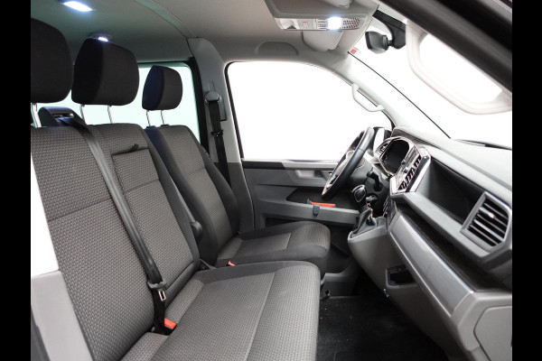 Volkswagen Transporter 2.0TDI L2H1 150PK Highline Dubbele Cabine Automaat Airco ACC Camera Parkeersensoren Trekhaak