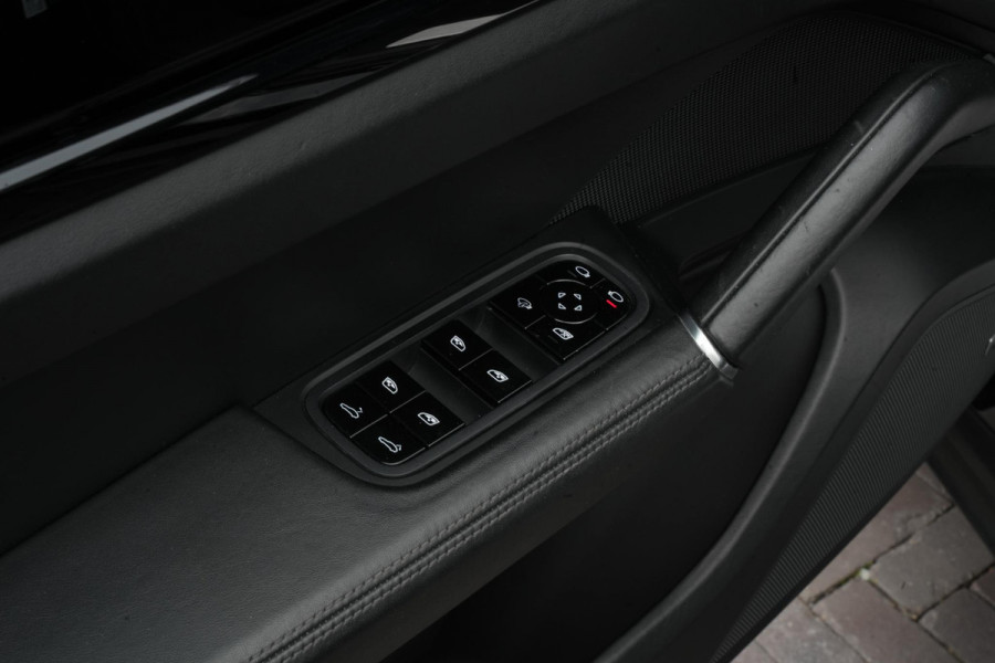 Porsche Cayenne 2.9 S Panoramadak SportChrono Leer Stuurverw. Trekhaak