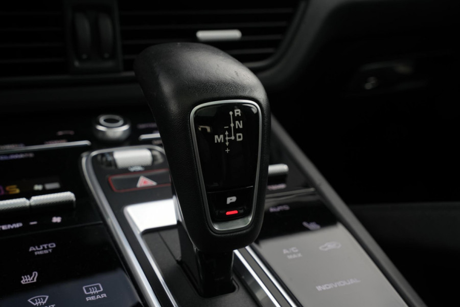 Porsche Cayenne 2.9 S Panoramadak SportChrono Leer Stuurverw. Trekhaak