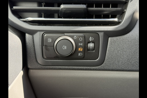Ford Tourneo Custom 233PK PHEV Automaat Ex BTW/Ex BPM Titanium 9-Personen LED Lichtmetalen Velgen PDC Leren stoelen Carplay Camera Parkeersensoren Cruise Control