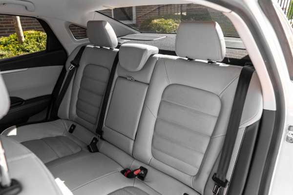 Renault Talisman 1.6 TCe Limousin 150 PK Aut. BOSE Massage Stoelvent/verw. Camera Trekhaak 18''