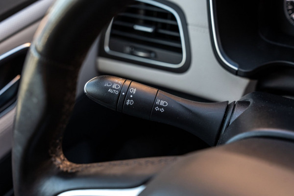Renault Talisman 1.6 TCe Limousin 150 PK Aut. BOSE Massage Stoelvent/verw. Camera Trekhaak 18''