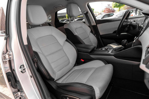 Renault Talisman 1.6 TCe Limousin 150 PK Aut. BOSE Massage Stoelvent/verw. Camera Trekhaak 18''