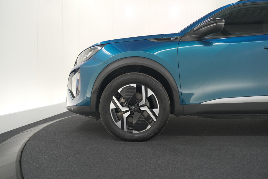 Peugeot e-2008 EV Allure 54 kWh | 11 KW Lader | Apple Carplay | Parkeersensoren