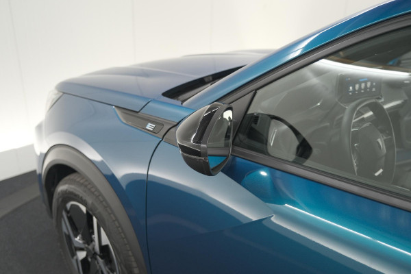 Peugeot e-2008 EV Allure 54 kWh | 11 KW Lader | Apple Carplay | Parkeersensoren