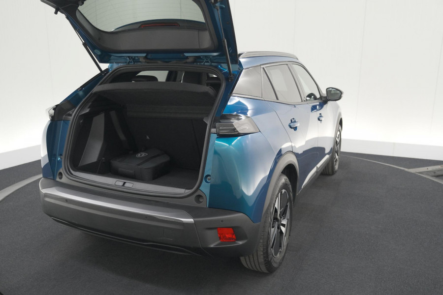 Peugeot e-2008 EV Allure 54 kWh | 11 KW Lader | Apple Carplay | Parkeersensoren