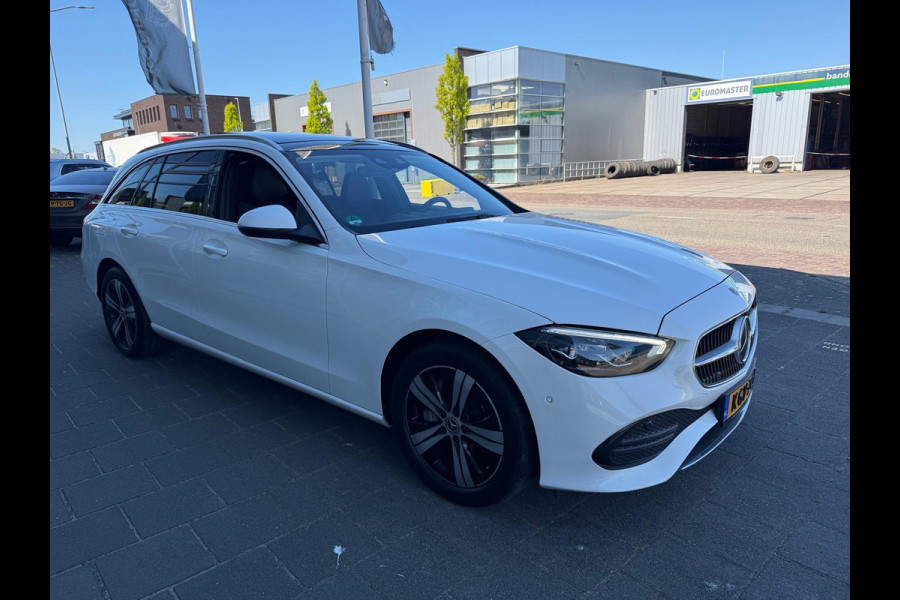 Mercedes-Benz C-Klasse Estate 300 e Luxury Line
