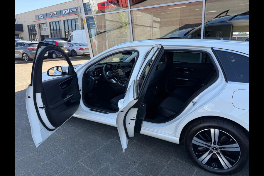 Mercedes-Benz C-Klasse Estate 300 e Luxury Line