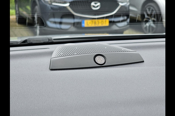 Ford Puma 1.0 EcoBoost Hybrid ST-Line X Half leder | Stoelverwarming | Voorruitverwarming | Lane assist | Led koplampen | Virtual cockpit | B&O geluid etc.