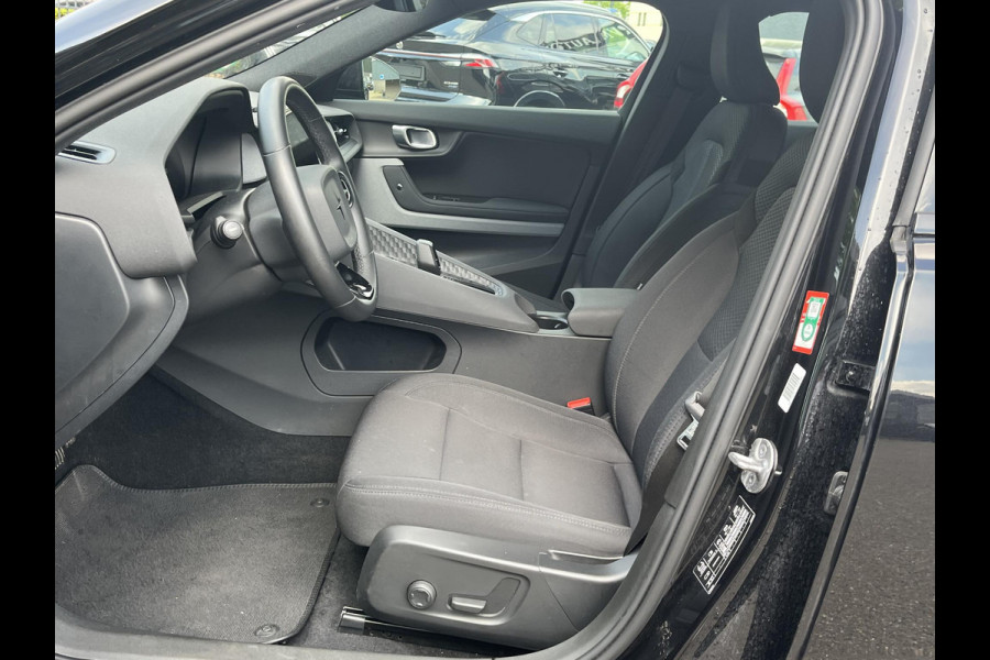 Polestar 2 Long Range Single Motor 78 kWh SOH 97%| ELEK. STOEL MET MEMORY| DODE HOEK SENSOR| STOELVERWARMING| ELEK. ACHTERKLEP| 360 CAMERA| ADAPTIVE CRUISE CONTROL