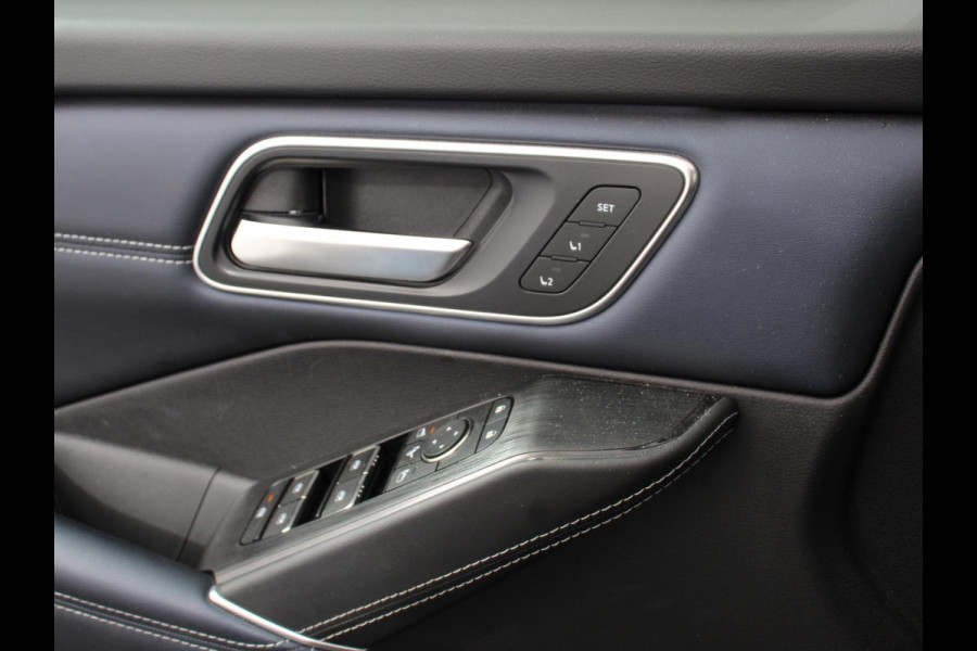 Nissan QASHQAI 1.3 MHEV Xtronic Tekna Plus Automaat Navigatie Apple Carplay/Android Auto Parkeersensoren 360 camera Adaptive cruise control Panoramadak Elektrische achterklep Elektrische bestuurderstoel Stoel-en stuurverwarming Ledverlichting Climate Control