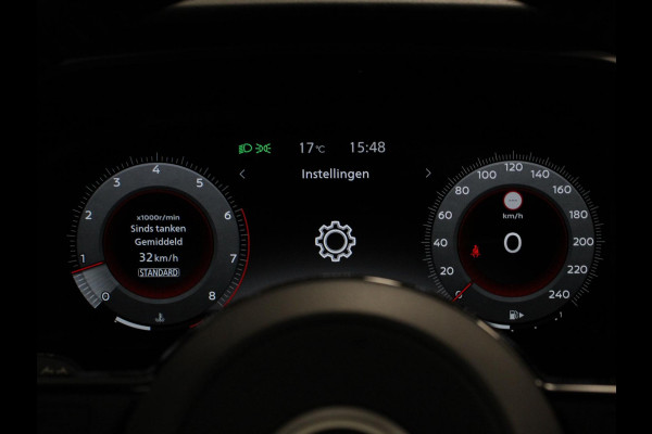 Nissan QASHQAI 1.3 MHEV Xtronic Tekna Plus Automaat Navigatie Apple Carplay/Android Auto Parkeersensoren 360 camera Adaptive cruise control Panoramadak Elektrische achterklep Elektrische bestuurderstoel Stoel-en stuurverwarming Ledverlichting Climate Control