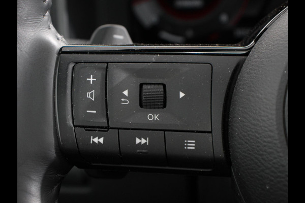 Nissan QASHQAI 1.3 MHEV Xtronic Tekna Plus Automaat Navigatie Apple Carplay/Android Auto Parkeersensoren 360 camera Adaptive cruise control Panoramadak Elektrische achterklep Elektrische bestuurderstoel Stoel-en stuurverwarming Ledverlichting Climate Control