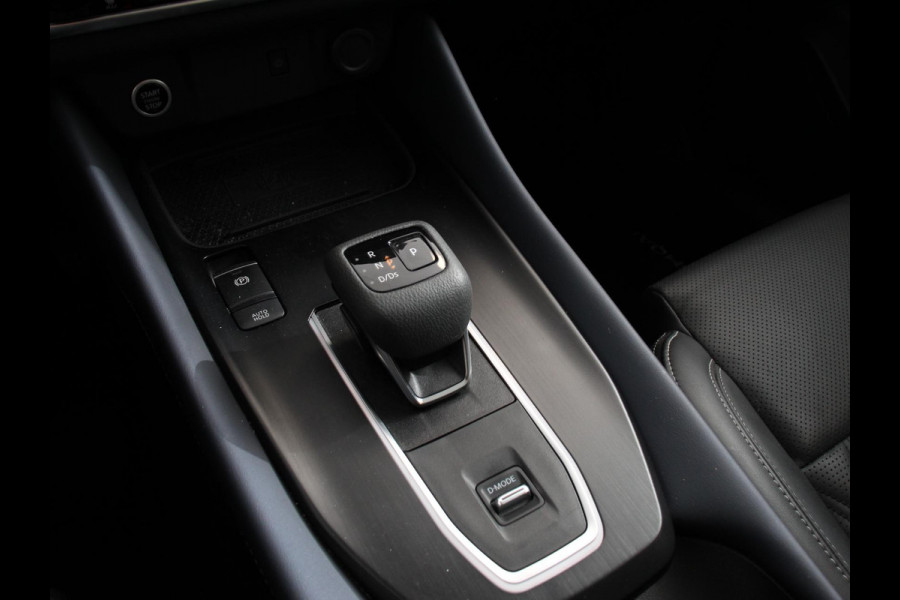 Nissan QASHQAI 1.3 MHEV Xtronic Tekna Plus Automaat Navigatie Apple Carplay/Android Auto Parkeersensoren 360 camera Adaptive cruise control Panoramadak Elektrische achterklep Elektrische bestuurderstoel Stoel-en stuurverwarming Ledverlichting Climate Control
