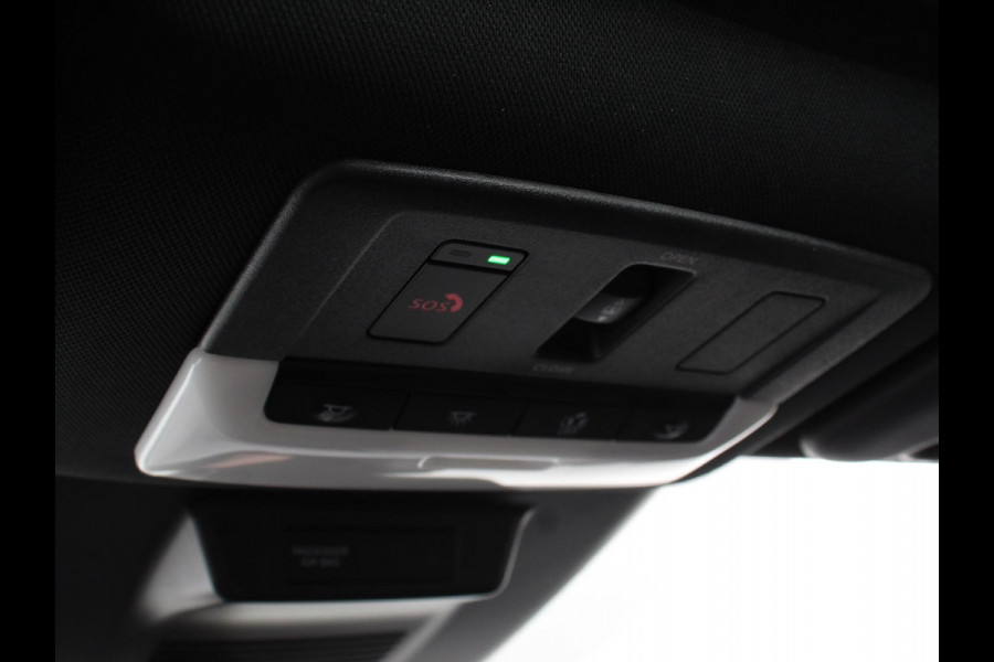 Nissan QASHQAI 1.3 MHEV Xtronic Tekna Plus Automaat Navigatie Apple Carplay/Android Auto Parkeersensoren 360 camera Adaptive cruise control Panoramadak Elektrische achterklep Elektrische bestuurderstoel Stoel-en stuurverwarming Ledverlichting Climate Control