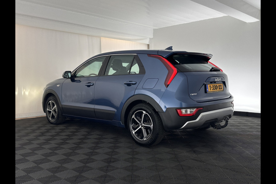 Kia Niro 1.6 GDi Hybrid ComfortLine (INCL.BTW) Aut. *ADAPTIVE-CRUISE | DIGI-COCKPIT | CARPLAY | CAMERA | COMFORTSEATS | DAB | ECC | PDC | CRUISE | 16''ALU | TOWBAR*