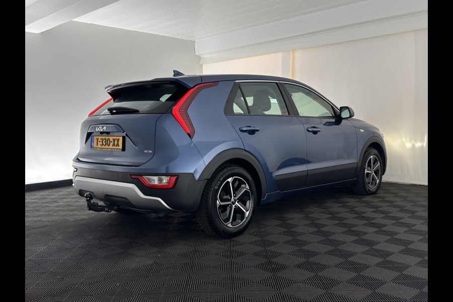 Kia Niro 1.6 GDi Hybrid ComfortLine (INCL.BTW) Aut. *ADAPTIVE-CRUISE | DIGI-COCKPIT | CARPLAY | CAMERA | COMFORTSEATS | DAB | ECC | PDC | CRUISE | 16''ALU | TOWBAR*